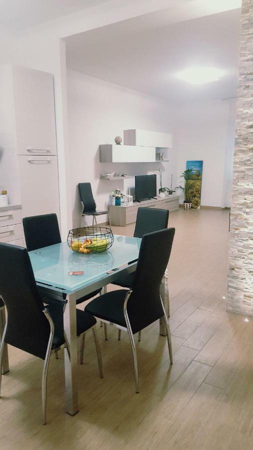 דירות לה ספציה Casa Federica 1 מראה חיצוני תמונה
